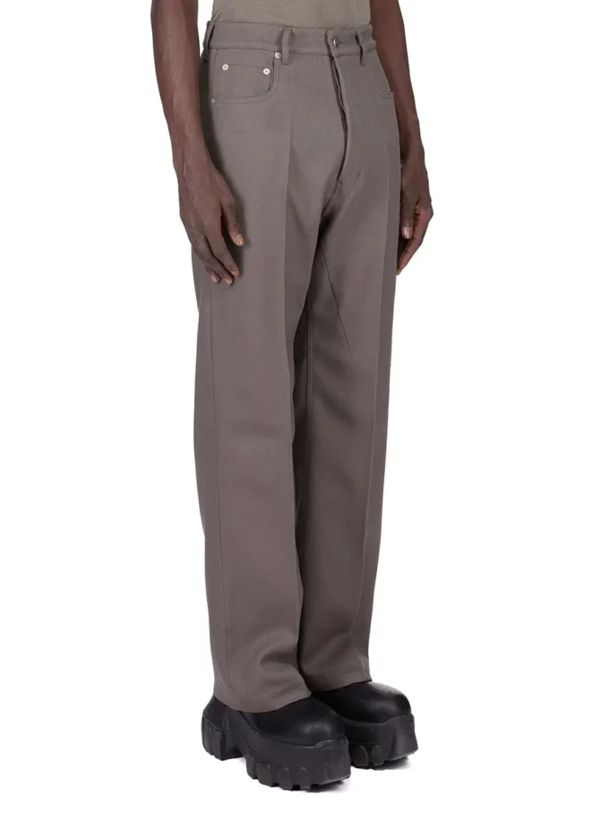 DÉFILÉ RICK OWENS AH25 CONCORDIANS GETH JEANS EN LAINE DRILL POUSSIÈRE. RU02E1333WD-34 DÉFILÉ RICK OWENS AH25 CONCORDIANS GETH JEANS EN LAINE DRILL POUSSIÈRE. RU02E1333WD-34