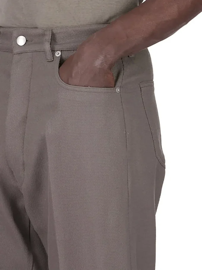 DÉFILÉ RICK OWENS AH25 CONCORDIANS GETH JEANS EN LAINE DRILL POUSSIÈRE. RU02E1333WD-34 DÉFILÉ RICK OWENS AH25 CONCORDIANS GETH JEANS EN LAINE DRILL POUSSIÈRE. RU02E1333WD-34