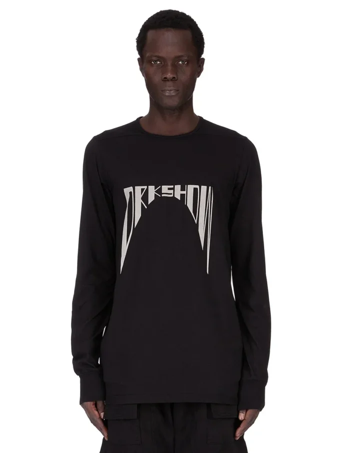 DRKSHDW FW25 CONCORDIANS LEVEL LS T-SHIRT NOIR EN JERSEY DE COTON DE POIDS MOYEN DU02E7260RNEP4-0908 DRKSHDW FW25 CONCORDIANS LEVEL LS T-SHIRT NOIR EN JERSEY DE COTON DE POIDS MOYEN DU02E7260RNEP4-0908