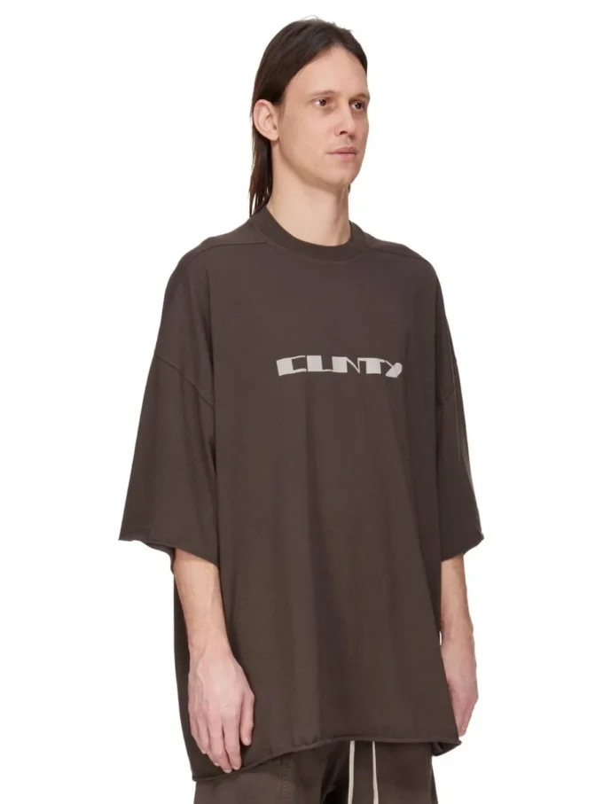 DRKSHDW FW25 CONCORDIANS TOMMY T EN JERSEY DE COTON DE POIDS MOYEN DRKDUST/PEARL DU02E7259RNEP2-7808 DRKSHDW FW25 CONCORDIANS TOMMY T EN JERSEY DE COTON DE POIDS MOYEN DRKDUST/PEARL DU02E7259RNEP2-7808