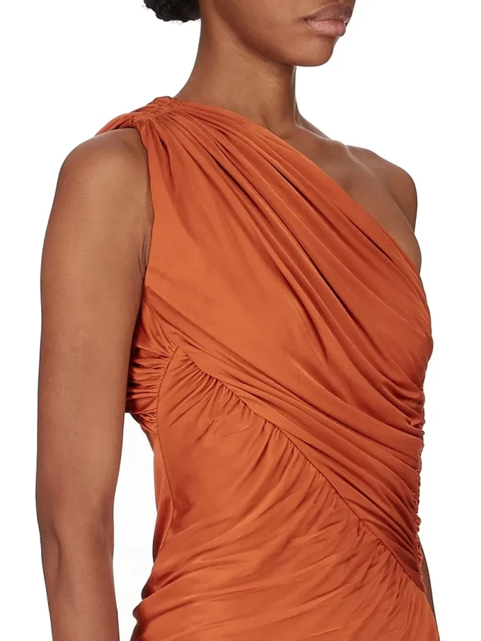 RICK OWENS FW25 CONCORDIANS ROBE AMIRA EN JERSEY DE VISCOSE SATINÉE ORANGE. LI02E3526JVS-153 RICK OWENS FW25 CONCORDIANS ROBE AMIRA EN JERSEY DE VISCOSE SATINÉE ORANGE. LI02E3526JVS-153