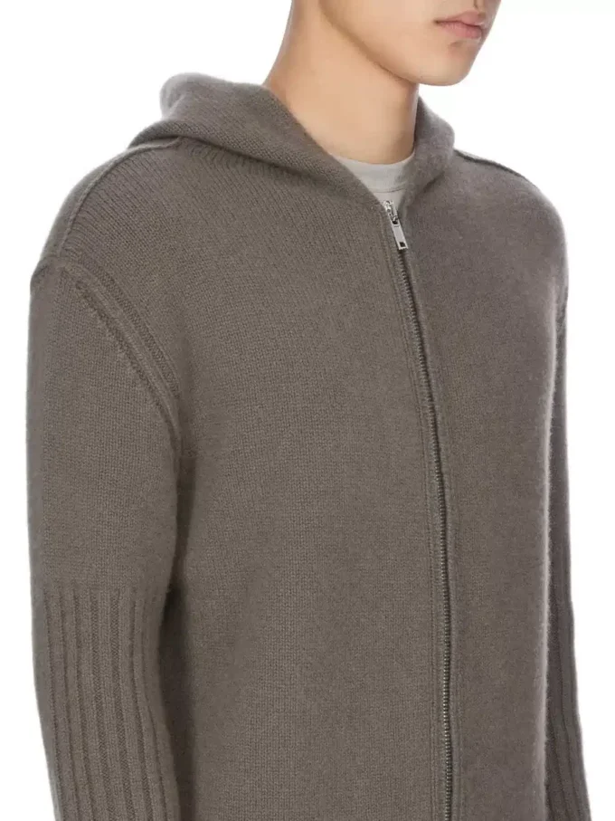 SWEAT À CAPUCHE ZIPPÉ RICK OWENS FW25 CONCORDIANS PRÉ-COLLECTION EN MAILLE CACHEMIRE DUST LAS PALMAS. RU02E1666KLWS-34 SWEAT À CAPUCHE ZIPPÉ RICK OWENS FW25 CONCORDIANS PRÉ-COLLECTION EN MAILLE CACHEMIRE DUST LAS PALMAS. RU02E1666KLWS-34