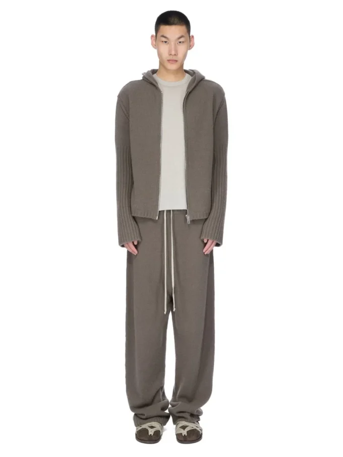 SWEAT À CAPUCHE ZIPPÉ RICK OWENS FW25 CONCORDIANS PRÉ-COLLECTION EN MAILLE CACHEMIRE DUST LAS PALMAS. RU02E1666KLWS-34 SWEAT À CAPUCHE ZIPPÉ RICK OWENS FW25 CONCORDIANS PRÉ-COLLECTION EN MAILLE CACHEMIRE DUST LAS PALMAS. RU02E1666KLWS-34